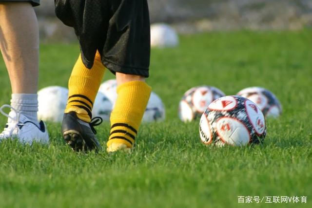官方：切尔西小将前锋杰西·德里租借加盟葡体，租期一年